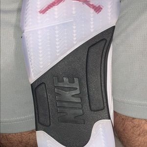 Jordan 5 fire red (2020)